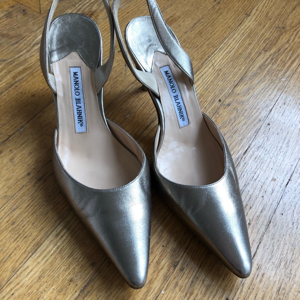Manolo  blahnik gold Carolyne slingback pumps 38.5